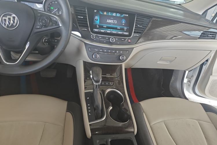 Used Buick Verano 2018 Sedan 15S Automatic Leading Model Center Console