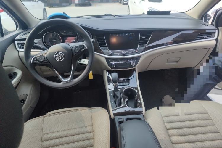 Used Buick Verano 2018 Sedan 15S Automatic Leading Model Center Console