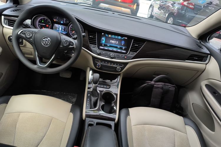Used Buick Verano 2018 Sedan 15S Automatic Leading Model Center Console