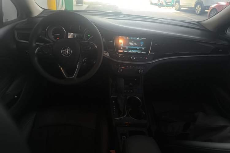 Used Buick Verano 2018 Sedan 15S Automatic Entry Model Center Console