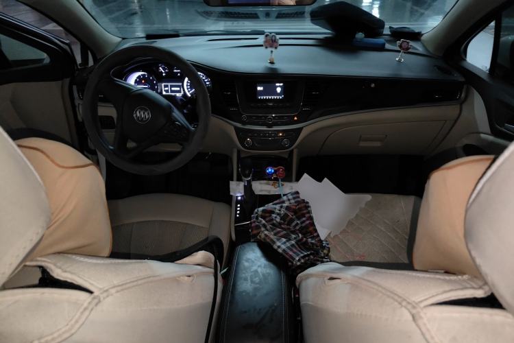 Used Buick Verano 2018 Sedan 15S Automatic Entry Model Center Console