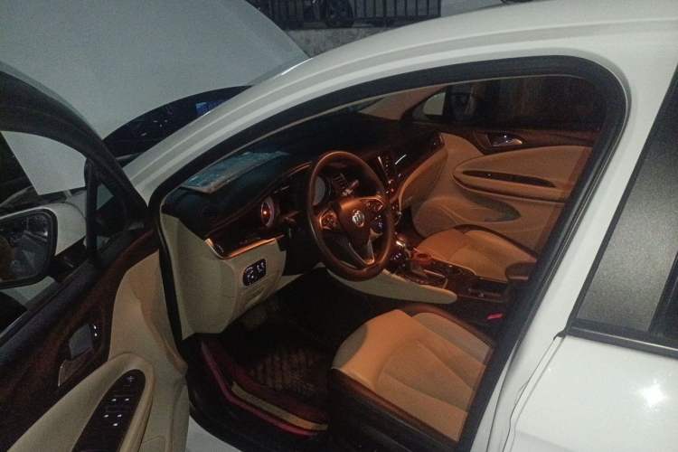 Used Buick Verano 2018 Sedan 15S Automatic Leading Model Driver Seat