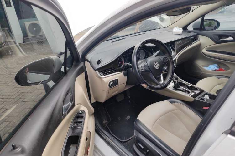 Used Buick Verano 2018 Sedan 15S Automatic Leading Model Driver Seat