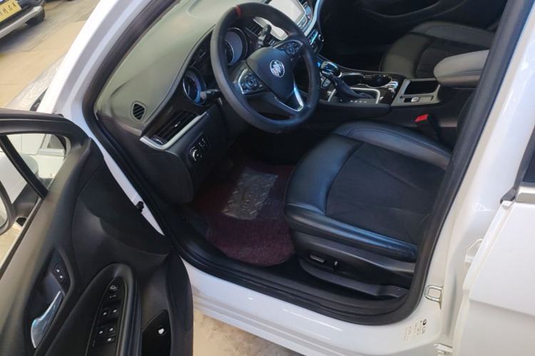 Used Buick Verano 2018 Sedan 20T Dual-Clutch Elite Model Driver Seat