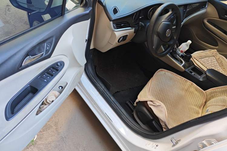 Used Buick Verano 2018 Sedan 15S Automatic Entry Model Driver Seat