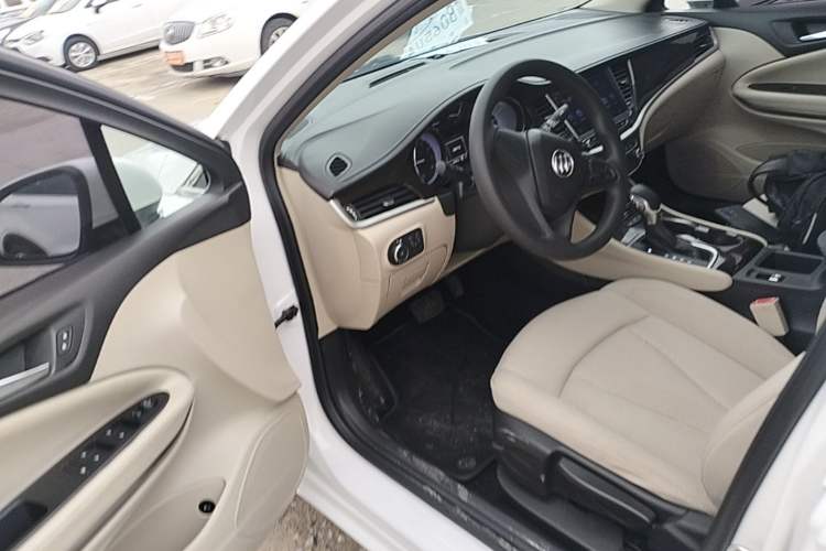 Used Buick Verano 2018 Sedan 15S Automatic Entry Model Driver Seat