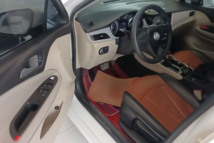 Used Buick Verano 2018 Sedan 15S Automatic Entry Model Driver Seat