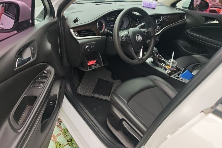Used Buick Verano 2018 Sedan 20T Dual-Clutch Leading Model Driver Seat