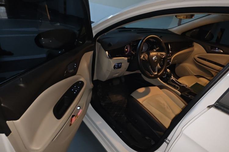 Used Buick Verano 2018 Sedan 15S Automatic Leading Model Driver Seat