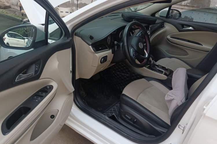 Used Buick Verano 2018 Sedan 15S Automatic Leading Model Driver Seat