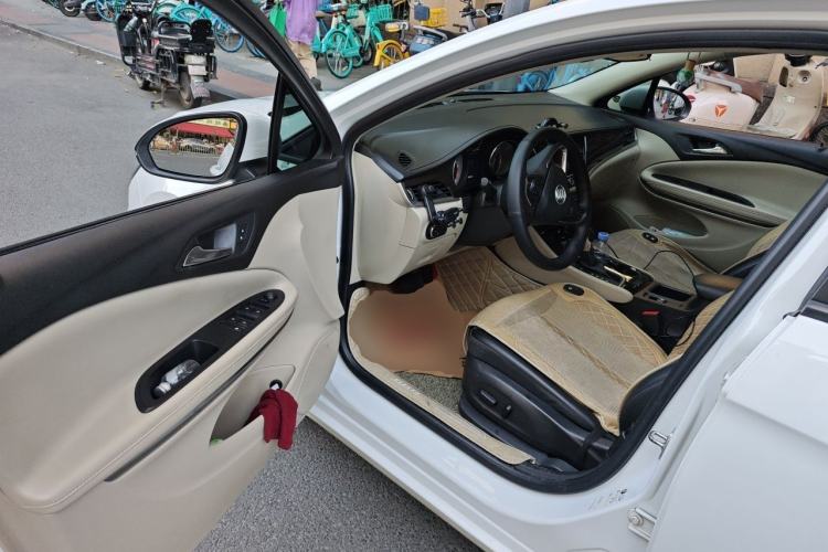 Used Buick Verano 2018 Sedan 15S Automatic Leading Model Driver Seat