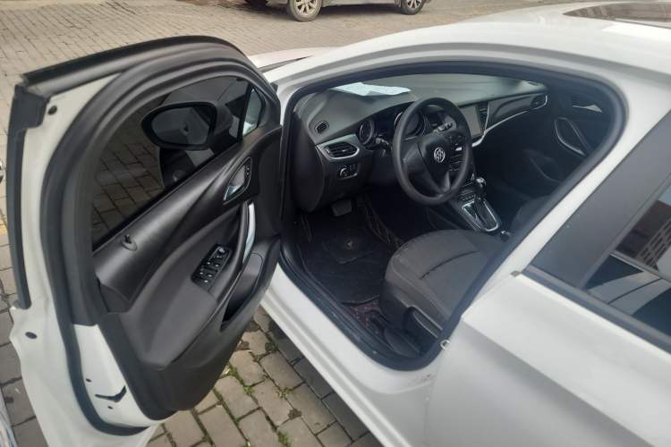 Used Buick Verano 2018 Hatchback 15S Automatic Ambition Model Driver Seat