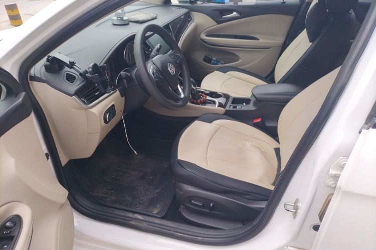 Used Buick Verano 2018 Sedan 15S Automatic Leading Model Driver Seat