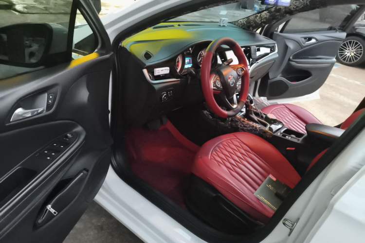 Used Buick Verano 2018 Sedan 20T Dual-Clutch Leading Model Driver Seat