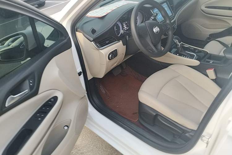 Used Buick Verano 2018 Sedan 15S Automatic Entry Model Driver Seat