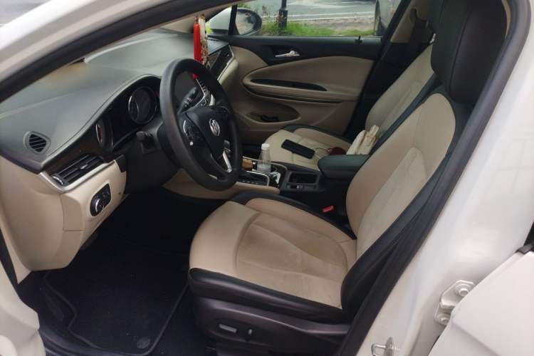 Used Buick Verano 2018 Sedan 15S Automatic Leading Model Driver Seat