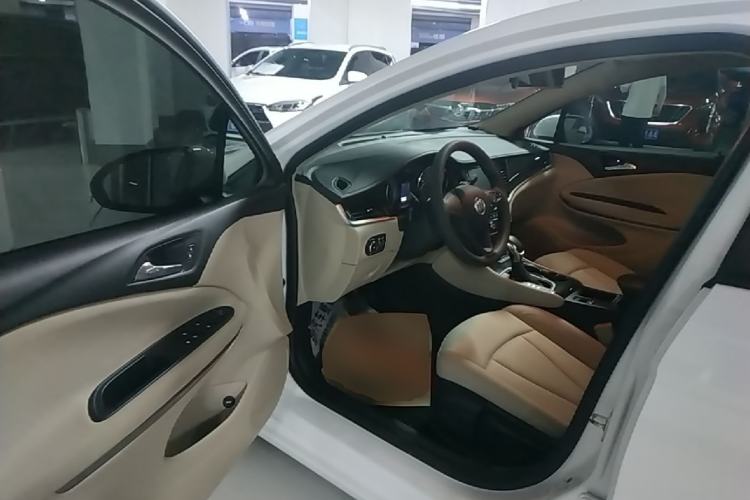 Used Buick Verano 2018 Sedan 15S Automatic Entry Model Driver Seat