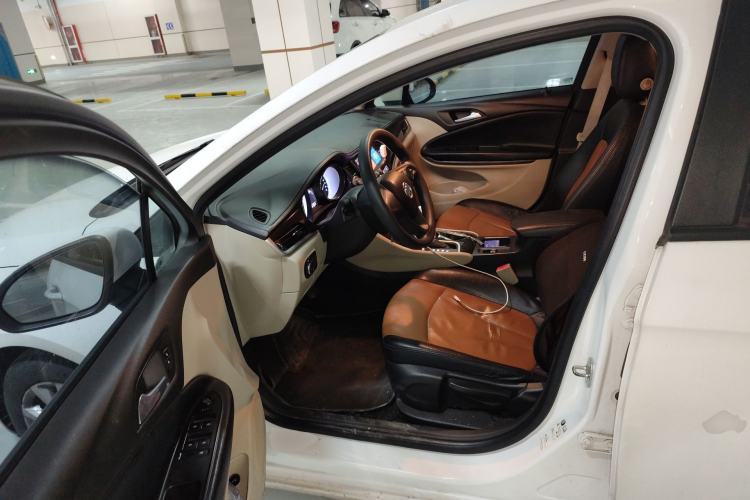 Used Buick Verano 2018 Sedan 15S Automatic Entry Model Driver Seat