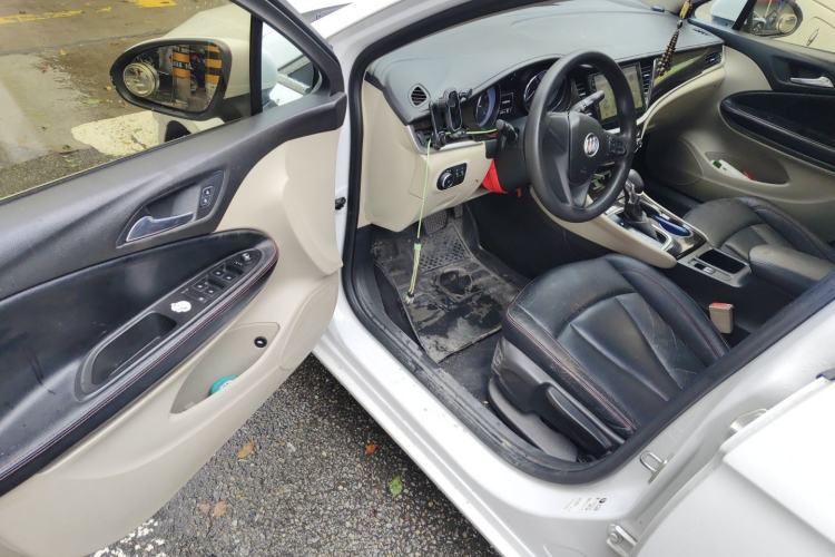 Used Buick Verano 2018 Sedan 15S Automatic Entry Model Driver Seat