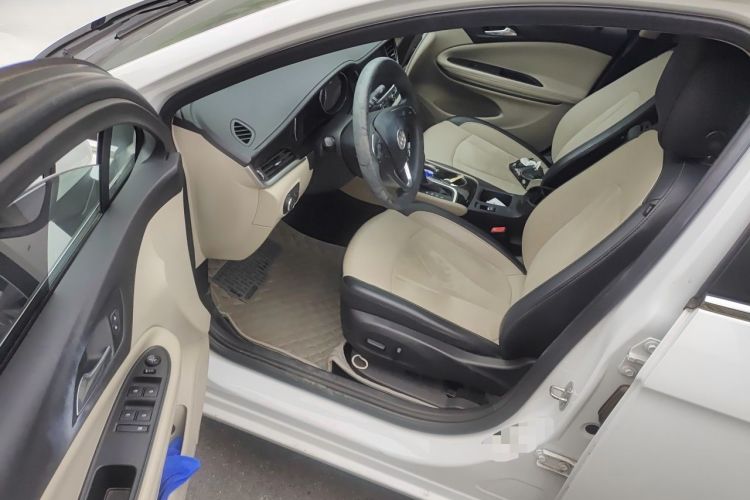 Used Buick Verano 2018 Sedan 15S Automatic Leading Model Driver Seat