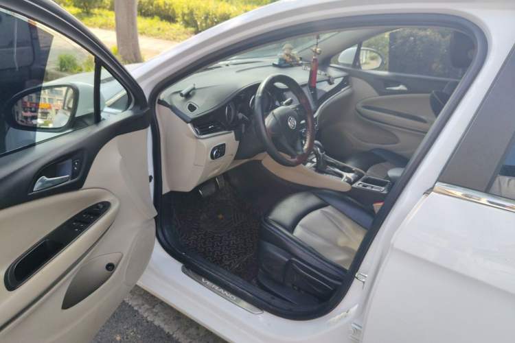 Used Buick Verano 2018 Sedan 15S Automatic Entry Model Driver Seat