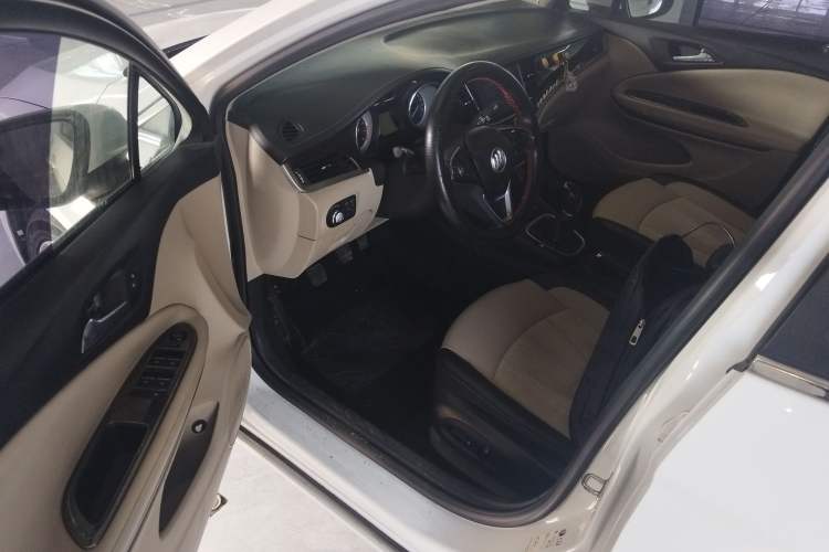 Used Buick Verano 2018 Sedan 15S Manual Leading Model Driver Seat