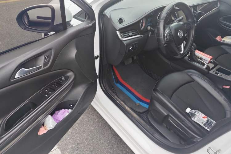 Used Buick Verano 2018 Sedan 20T Dual-Clutch Leading Model Driver Seat