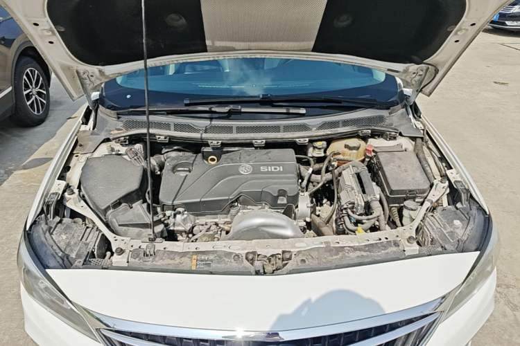 Used Buick Verano 2018 Sedan 15S Automatic Leading Model Engine Bay