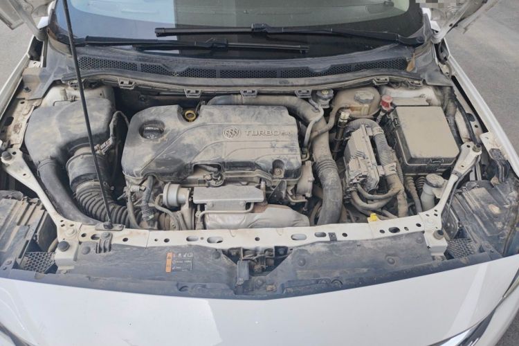 Used Buick Verano 2018 Sedan 20T Dual-Clutch Leading Model Engine Bay