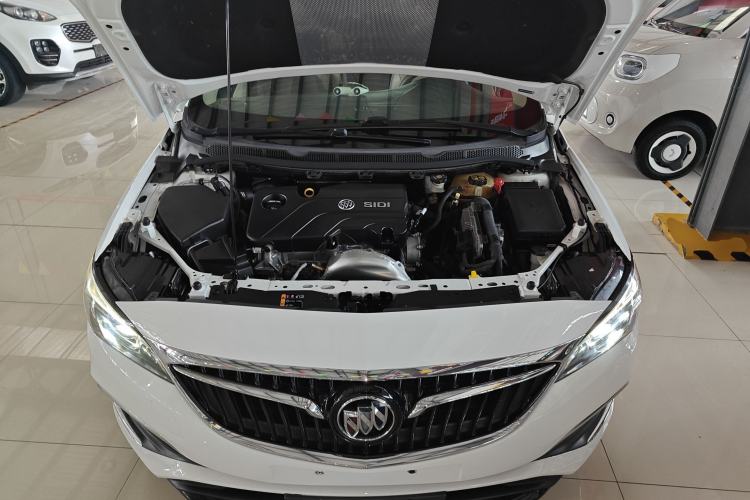 Used Buick Verano 2018 Sedan 15S Automatic Leading Model Engine Bay