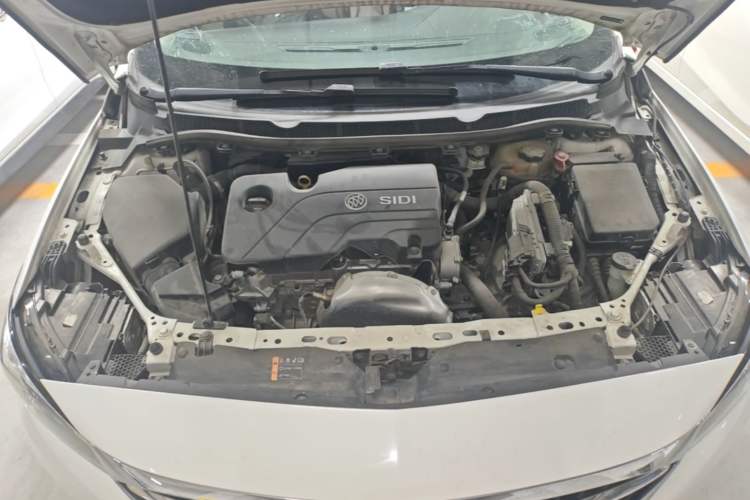 Used Buick Verano 2018 Sedan 15S Automatic Leading Model Engine Bay