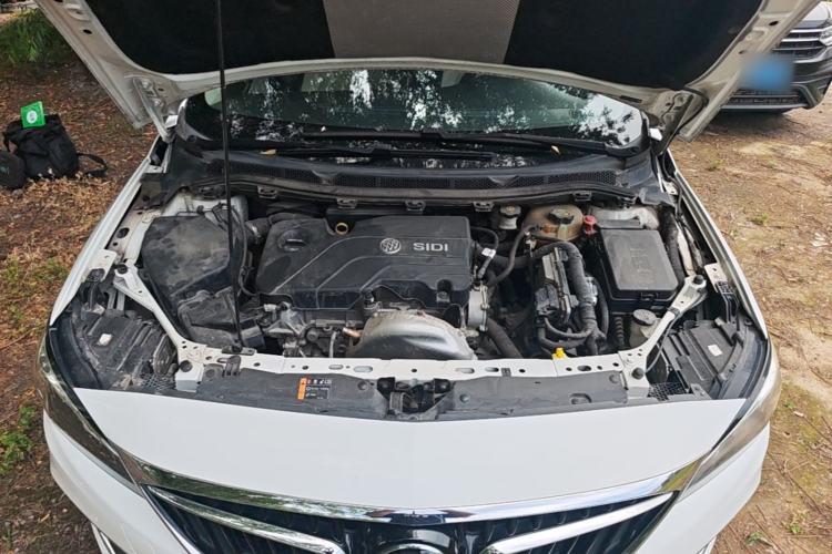 Used Buick Verano 2018 Sedan 15S Automatic Leading Model Engine Bay