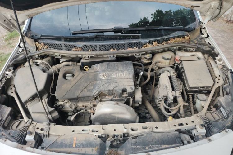 Used Buick Verano 2018 Hatchback 15S Automatic Leading Model Engine Bay