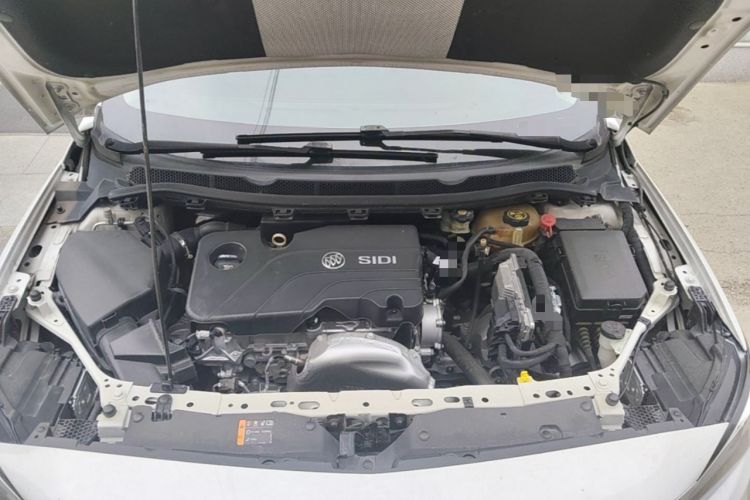 Used Buick Verano 2018 Sedan 15S Automatic Leading Model Engine Bay