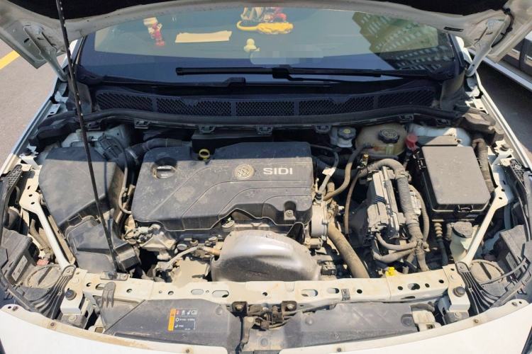 Used Buick Verano 2018 Hatchback 15S Automatic Leading Model Engine Bay