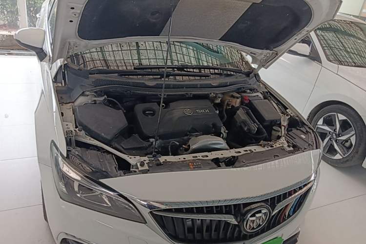 Used Buick Verano 2018 Sedan 15S Automatic Entry Model Engine Bay