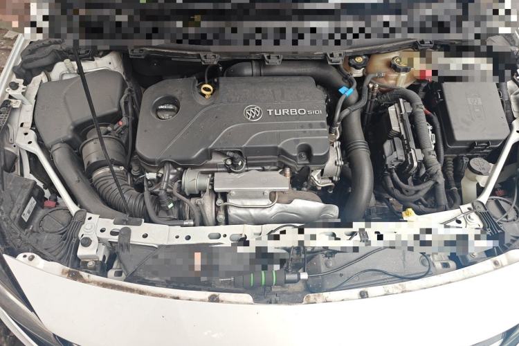 Used Buick Verano 2018 Hatchback GS 20T Dual-Clutch Leading Model Engine Bay