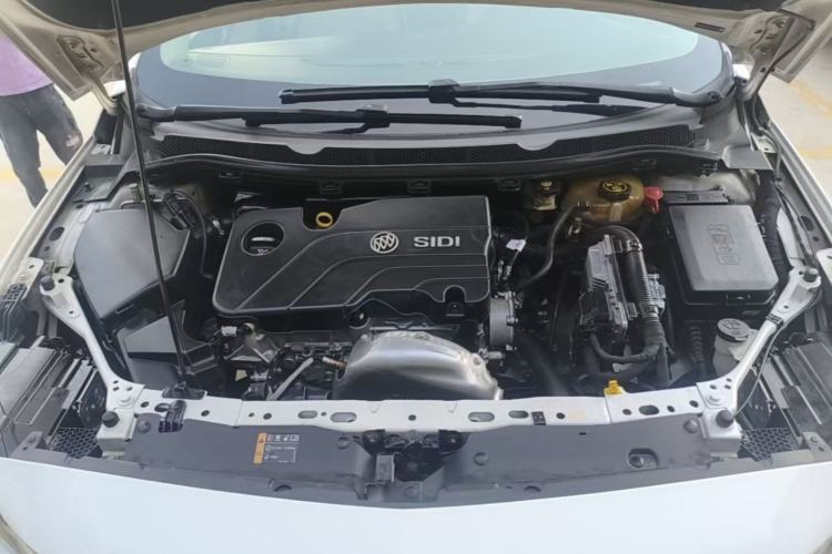 Used Buick Verano 2018 Sedan 15S Automatic Leading Model Engine Bay