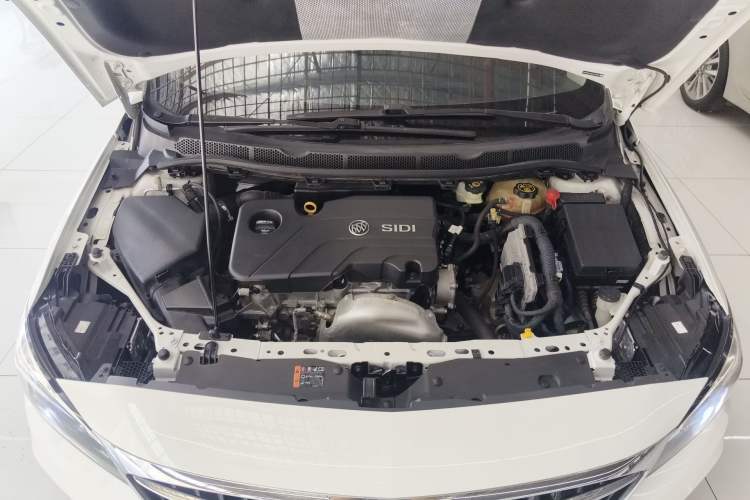 Used Buick Verano 2018 Sedan 15S Automatic Leading Model Engine Bay
