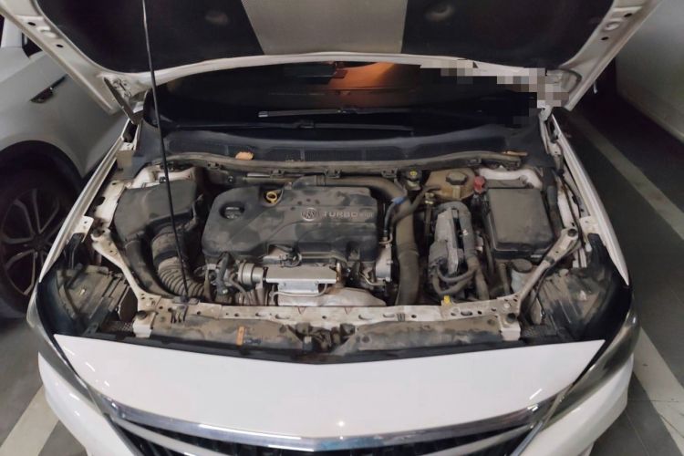 Used Buick Verano 2018 Sedan 20T Dual-Clutch Leading Model Engine Bay