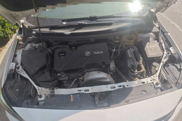 Used Buick Verano 2018 Sedan 15S Automatic Leading Model Engine Bay