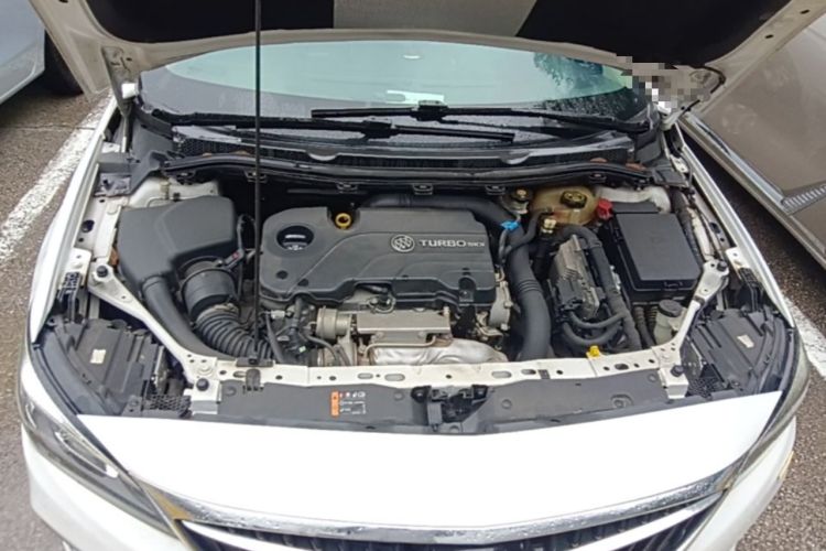 Used Buick Verano 2018 Sedan 20T Dual-Clutch Elite Model Engine Bay