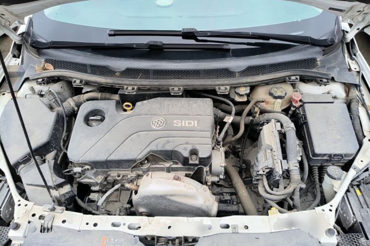 Used Buick Verano 2018 Sedan 15S Automatic Leading Model Engine Bay