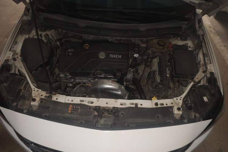 Used Buick Verano 2018 Sedan 15S Automatic Leading Model Engine Bay