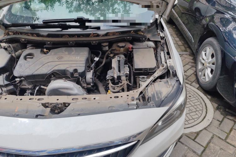 Used Buick Verano 2018 Sedan 15S Automatic Leading Model Engine Bay Left