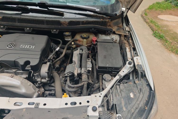 Used Buick Verano 2018 Sedan 15S Automatic Leading Model Engine Bay Left