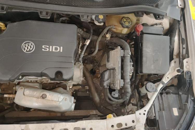 Used Buick Verano 2018 Sedan 15S Automatic Leading Model Engine Bay Left