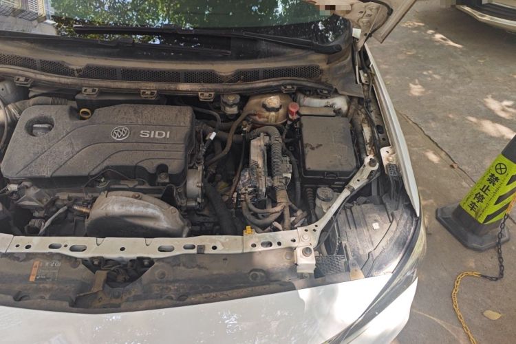 Used Buick Verano 2018 Sedan 15S Automatic Entry Model Engine Bay Left