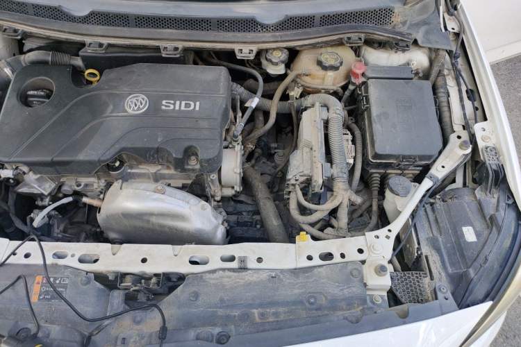 Used Buick Verano 2018 Sedan 15S Automatic Entry Model Engine Bay Left