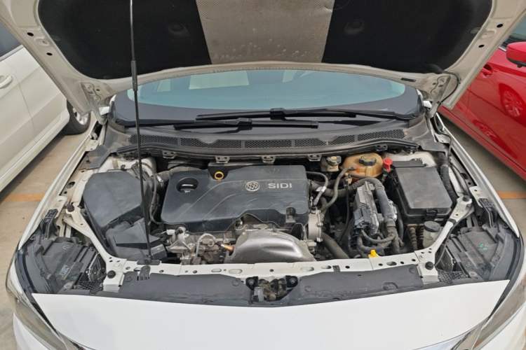 Used Buick Verano 2018 Sedan 15S Automatic Leading Model Engine Bay